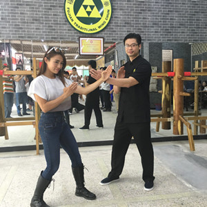 明星團(tuán)隊(duì)